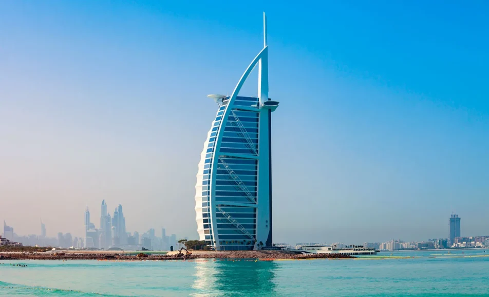 Burj-Al-Arab-luxury-hotel-Dubai