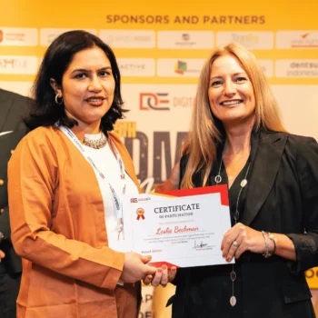 Certificate Distribution at the Singapore digital marketing event.