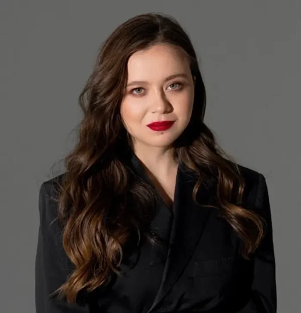 Anna Vapnichna Speaker